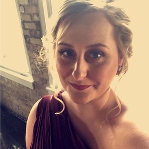 Meet your Posher, Cassandra